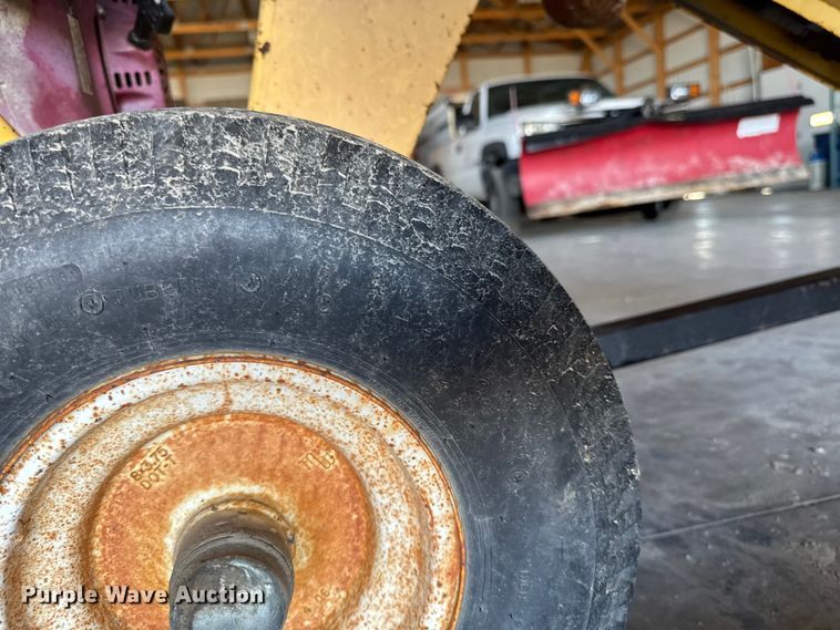 image for item EQ5017 Ground Hog HD99 post hole auger