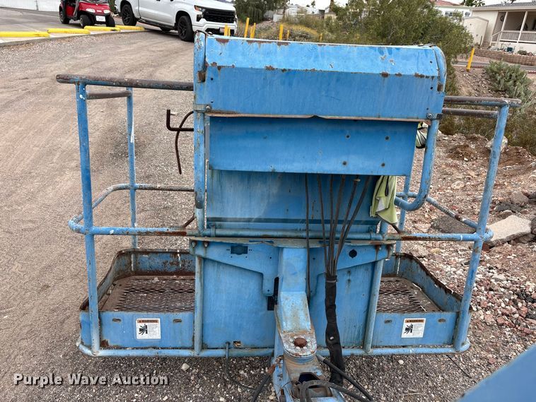 image for item ER7513 2002 Genie Z60/34 boom lift