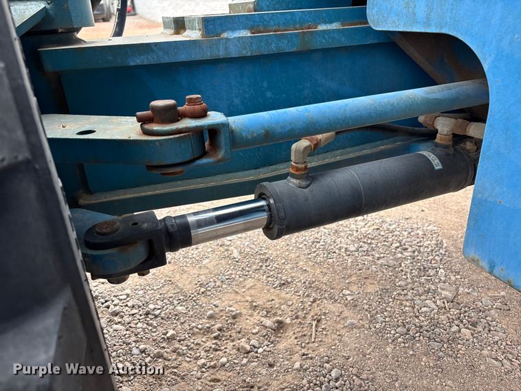 image for item ER7513 2002 Genie Z60/34 boom lift