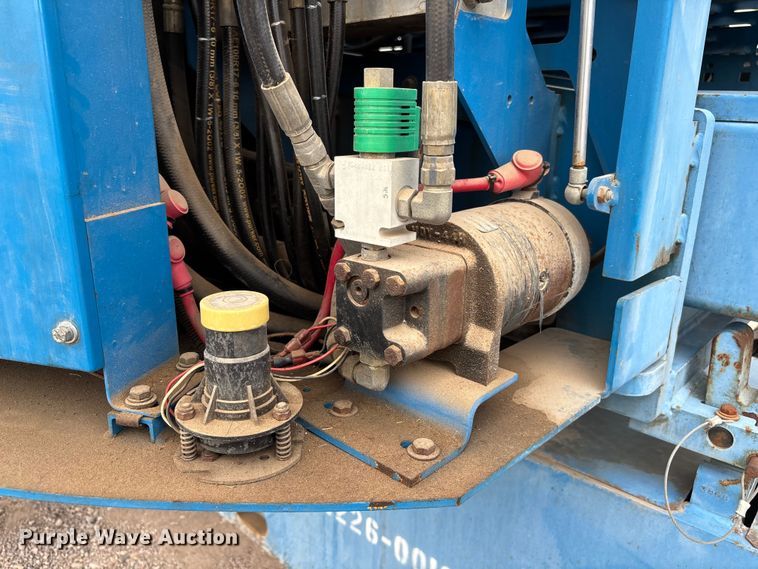 image for item ER7513 2002 Genie Z60/34 boom lift