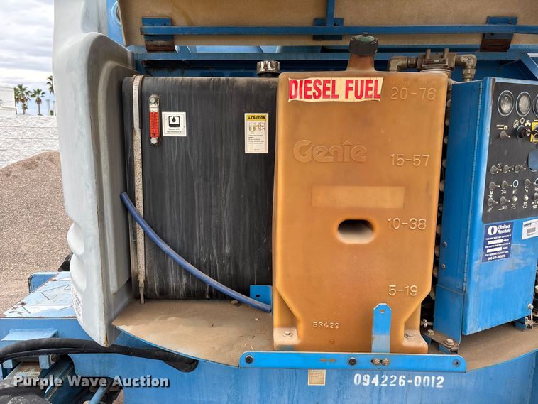 image for item ER7513 2002 Genie Z60/34 boom lift