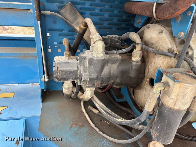 image for item ER7513 2002 Genie Z60/34 boom lift