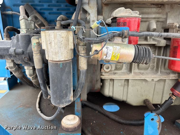 image for item ER7513 2002 Genie Z60/34 boom lift