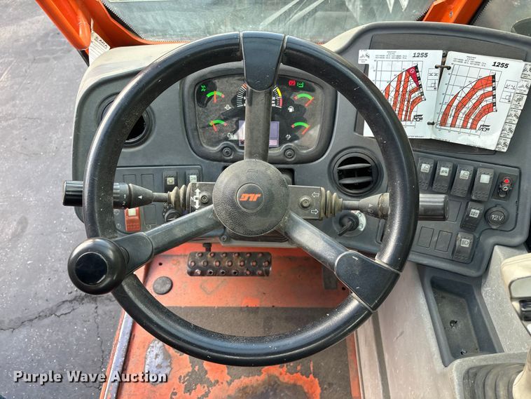 image for item ER7525 2016 JLG 1255 telehandler