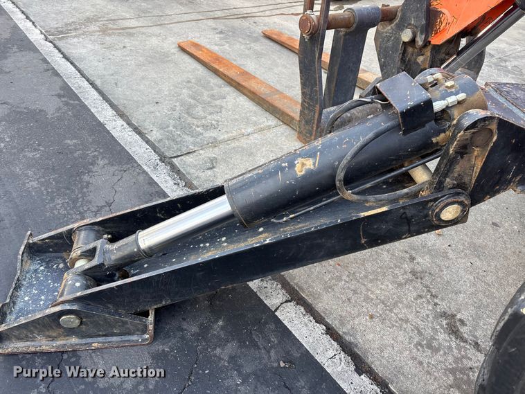 image for item ER7527 2015 JLG 10054 telehandler