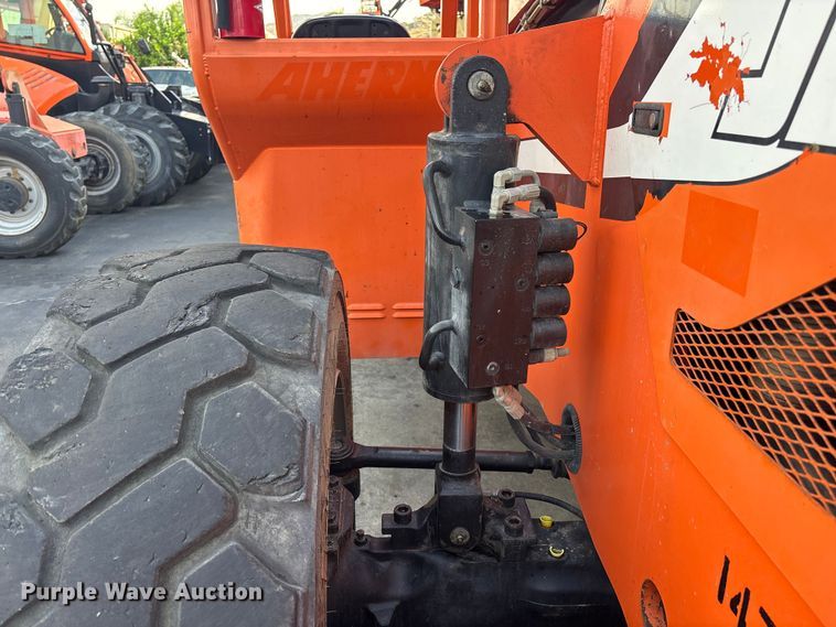 image for item ER7527 2015 JLG 10054 telehandler