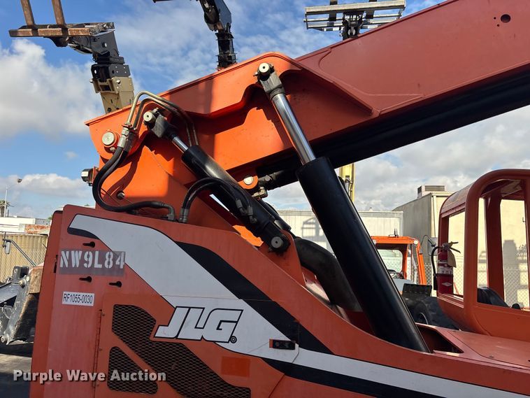 image for item ER7527 2015 JLG 10054 telehandler