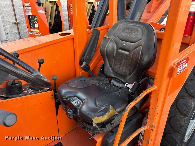 image for item ER7527 2015 JLG 10054 telehandler