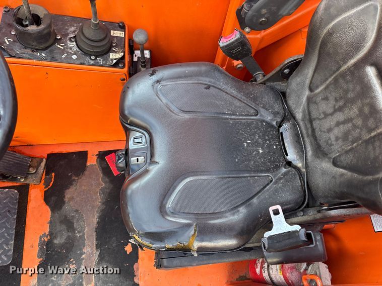 image for item ER7527 2015 JLG 10054 telehandler