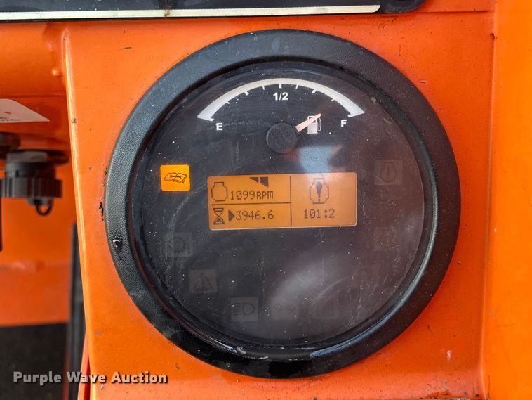 image for item ER7527 2015 JLG 10054 telehandler