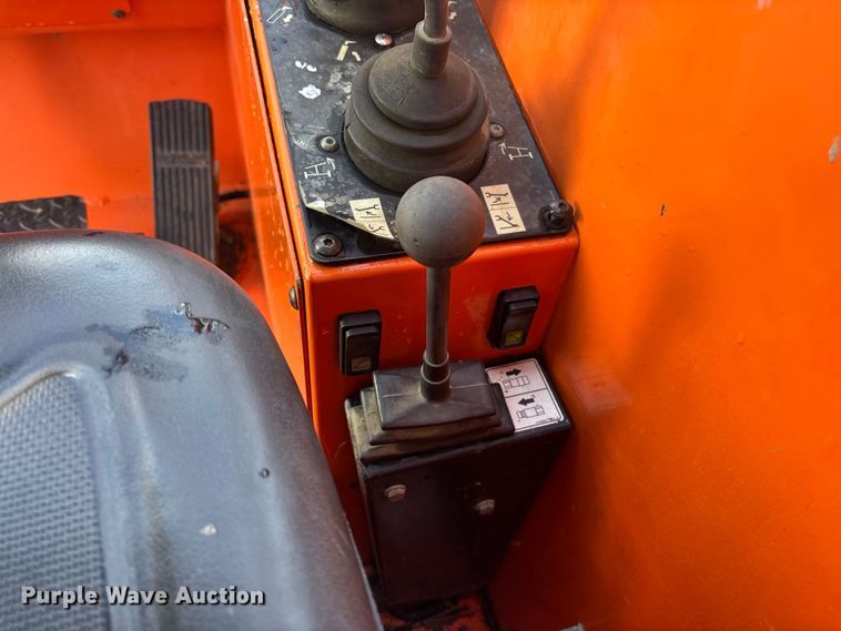 image for item ER7527 2015 JLG 10054 telehandler