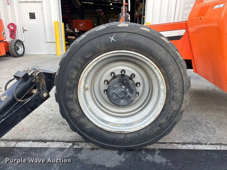 image for item ER7527 2015 JLG 10054 telehandler