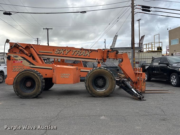 image for item ER7530 2002 Skytrak 10054 telehandler