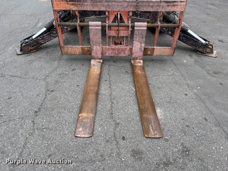 image for item ER7530 2002 Skytrak 10054 telehandler