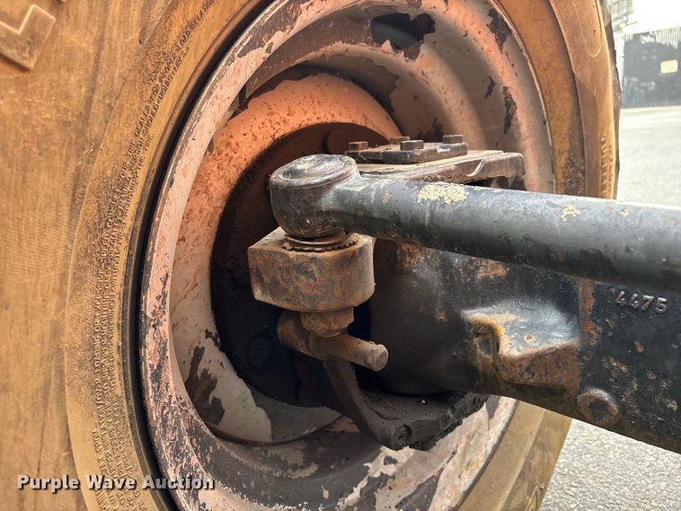 image for item ER7530 2002 Skytrak 10054 telehandler