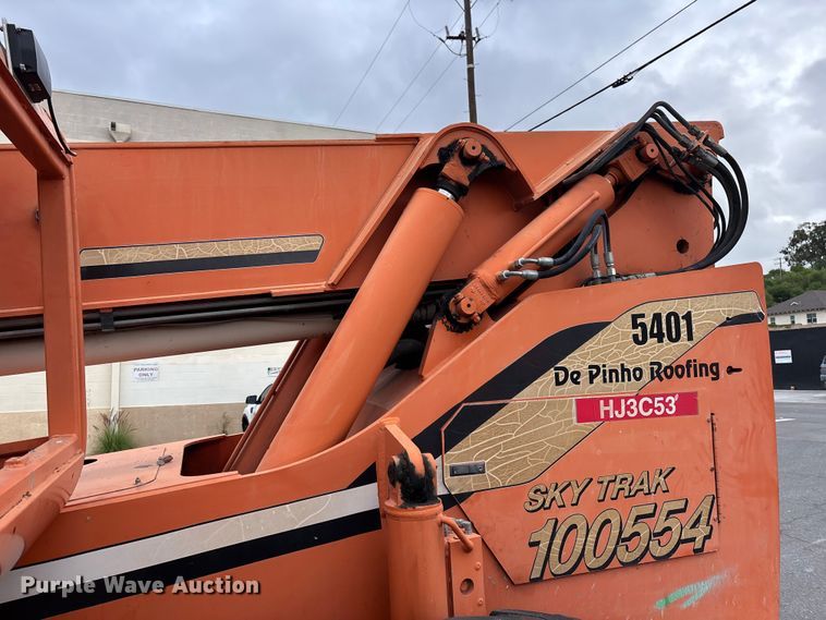 image for item ER7530 2002 Skytrak 10054 telehandler