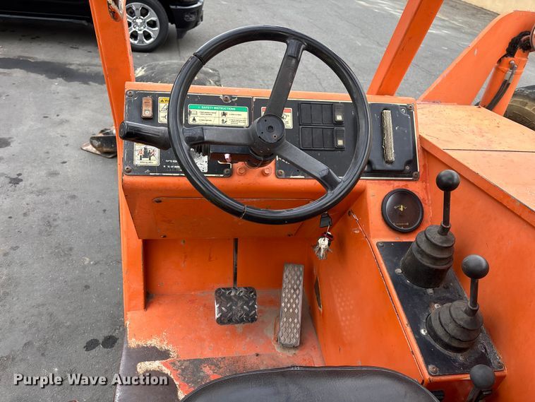 image for item ER7530 2002 Skytrak 10054 telehandler