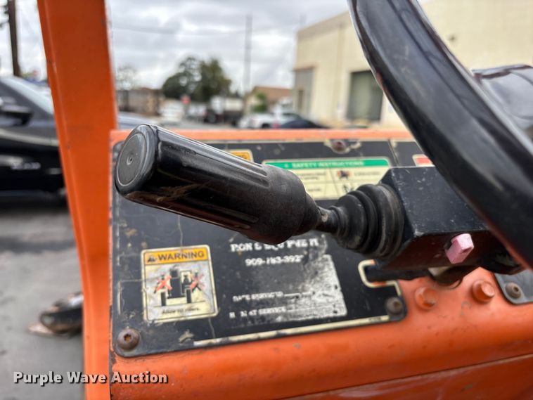 image for item ER7530 2002 Skytrak 10054 telehandler