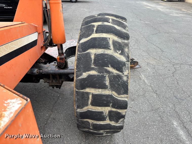 image for item ER7530 2002 Skytrak 10054 telehandler