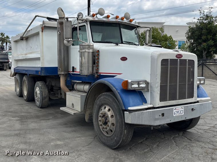 image for item ER7532 2009 Peterbilt 367 dump truck