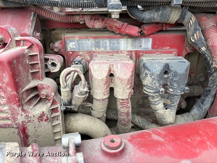 image for item ER7532 2009 Peterbilt 367 dump truck