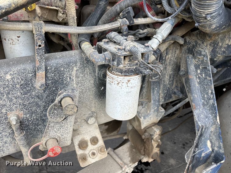 image for item ER7532 2009 Peterbilt 367 dump truck