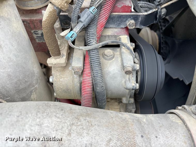 image for item ER7532 2009 Peterbilt 367 dump truck