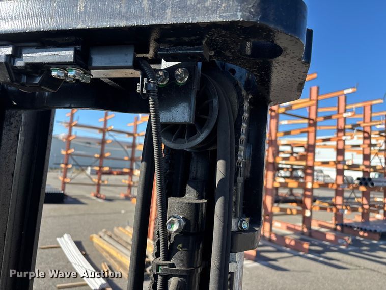 image for item ER7535 2013 Toyota 8FGU18 forklift
