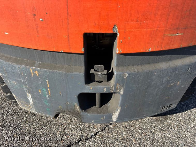 image for item ER7535 2013 Toyota 8FGU18 forklift