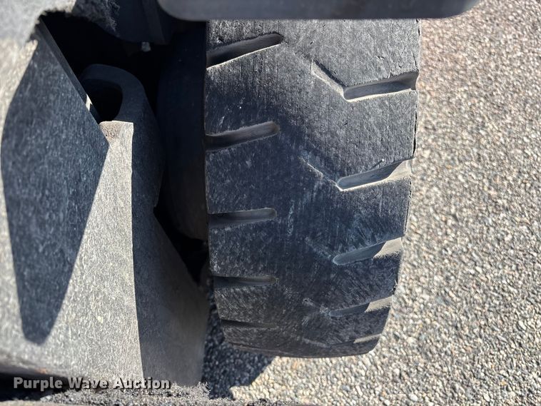 image for item ER7535 2013 Toyota 8FGU18 forklift