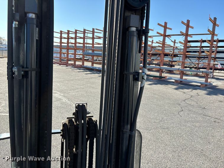 image for item ER7536 2017 UniCarriers PF50 forklift