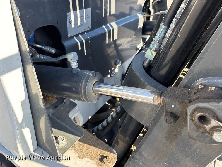 image for item ER7536 2017 UniCarriers PF50 forklift