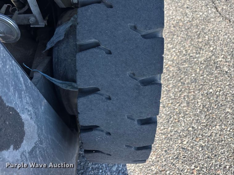 image for item ER7536 2017 UniCarriers PF50 forklift