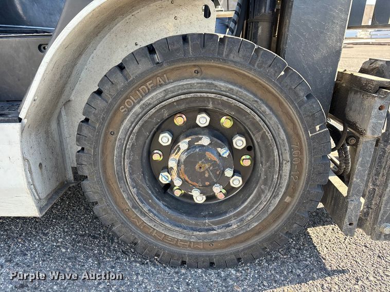 image for item ER7536 2017 UniCarriers PF50 forklift