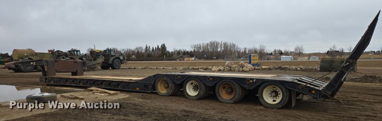 image for item ES2855 2000 Entyre HFR50TD4-T1 lowboy equipment trailer