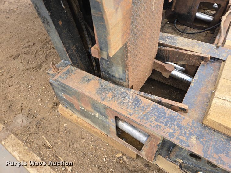 image for item ES2855 2000 Entyre HFR50TD4-T1 lowboy equipment trailer