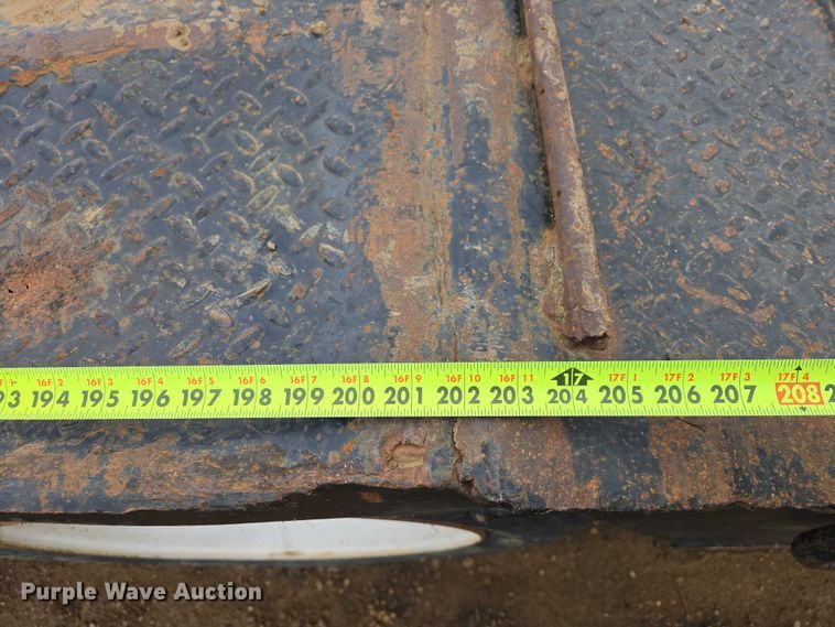 image for item ES2855 2000 Entyre HFR50TD4-T1 lowboy equipment trailer