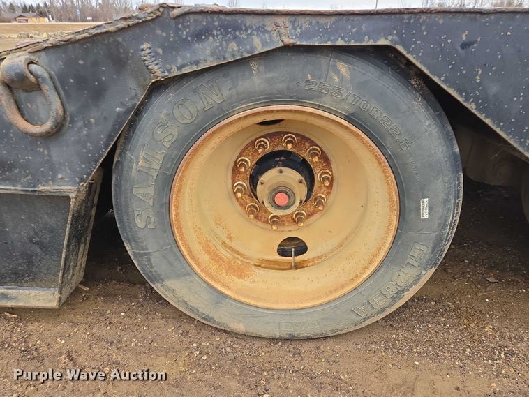 image for item ES2855 2000 Entyre HFR50TD4-T1 lowboy equipment trailer