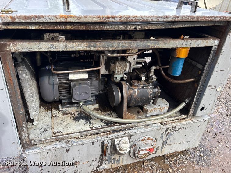 image for item ES8737 2007 Armstrong-Blum 81-8/M3M/M5 metal band saw