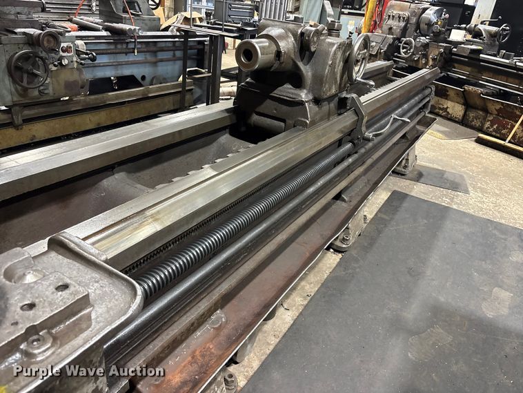 image for item ES8739 Axelson metal lathe