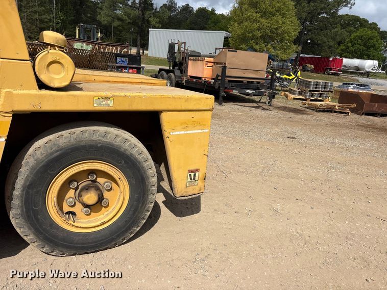 image for item ES8743 Broderson IC801A crane