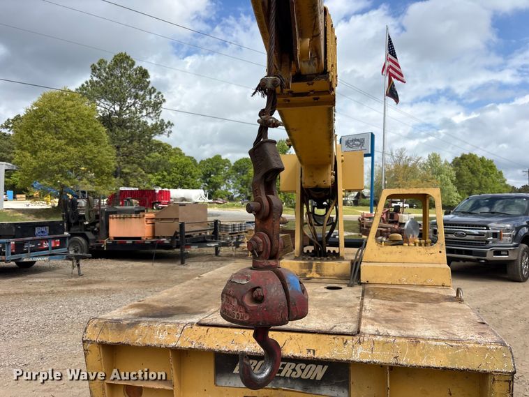 image for item ES8743 Broderson IC801A crane