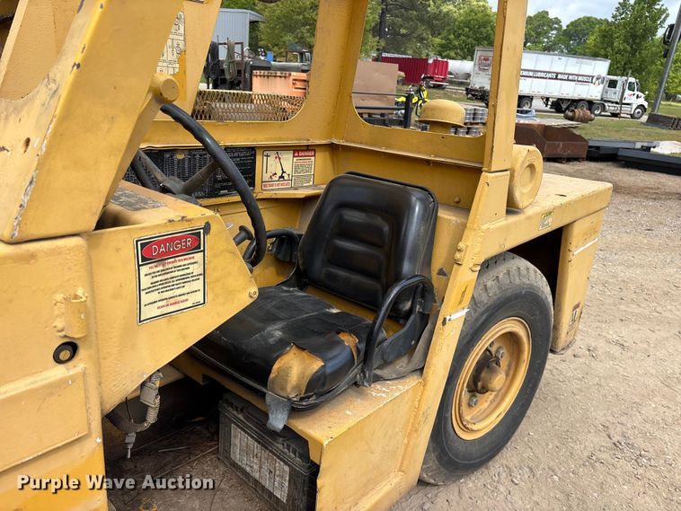 image for item ES8743 Broderson IC801A crane