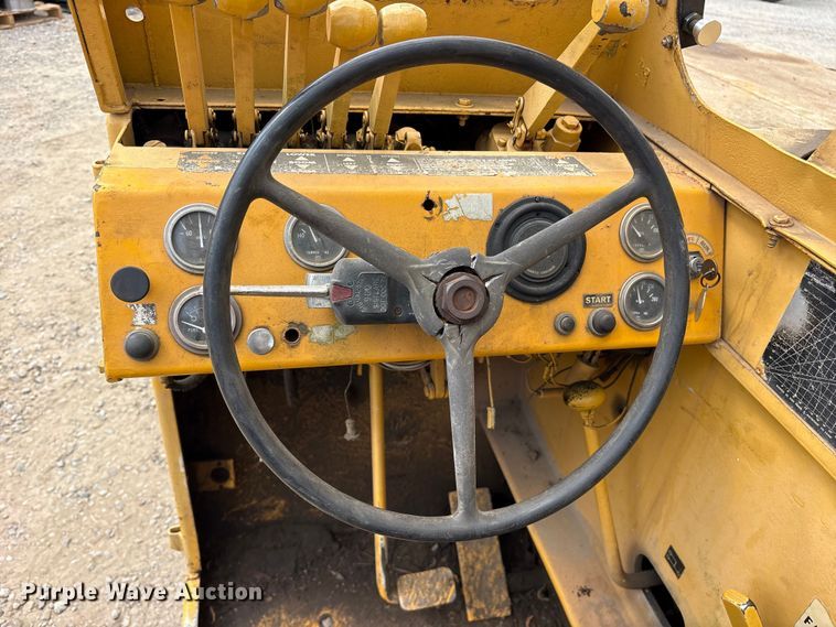 image for item ES8743 Broderson IC801A crane