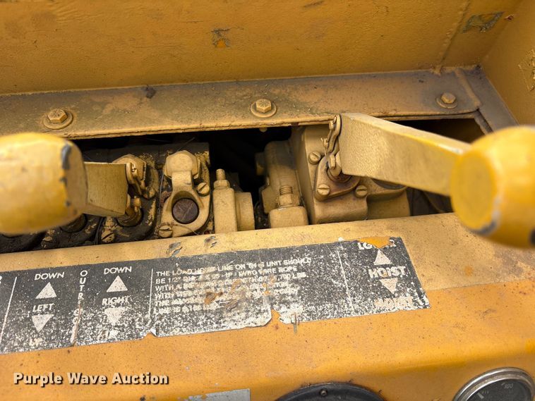 image for item ES8743 Broderson IC801A crane