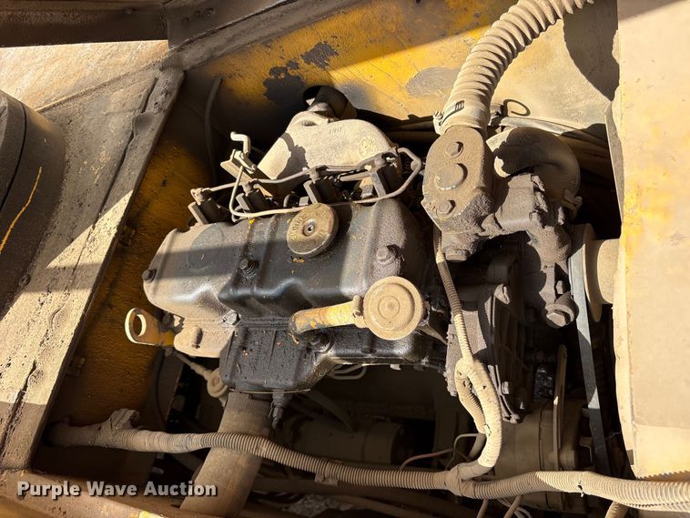 image for item ES8743 Broderson IC801A crane