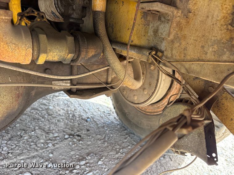 image for item ES8743 Broderson IC801A crane
