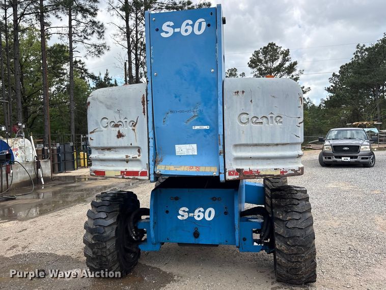 image for item ES8744 2000 Genie S-60 boom lift