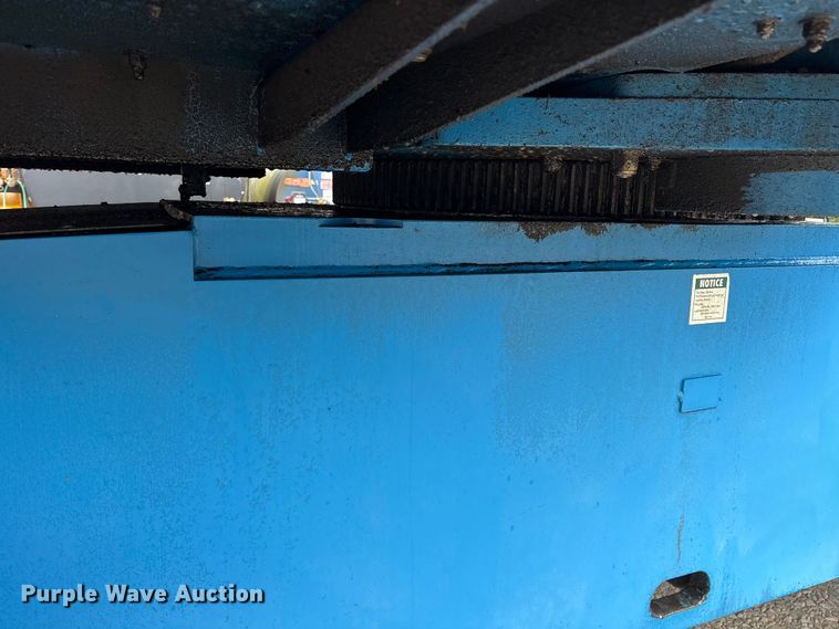 image for item ES8744 2000 Genie S-60 boom lift