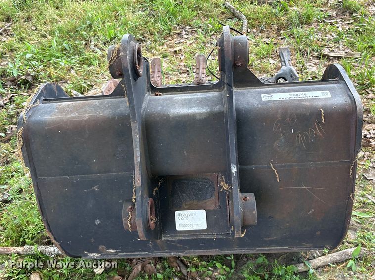 image for item ES8746 2016 JCB 980/90011 excavator bucket
